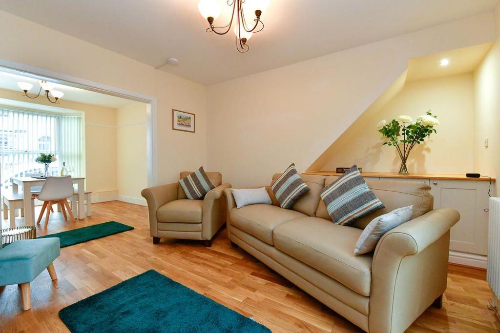 Just Stay Wales - Castle Square Cottage, Mumbles Exteriör bild